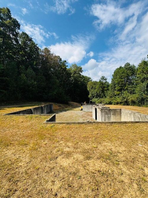 999 Reed Valley Rd, London, KY, 40744-7815 | Card Image