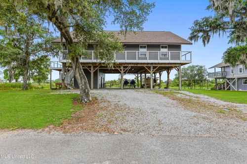 16156 Bali Rd, Pearlington, MS, 39572-7525 | Card Image