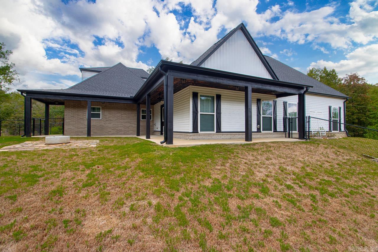 Johnson Ln, Benton, AR 72019