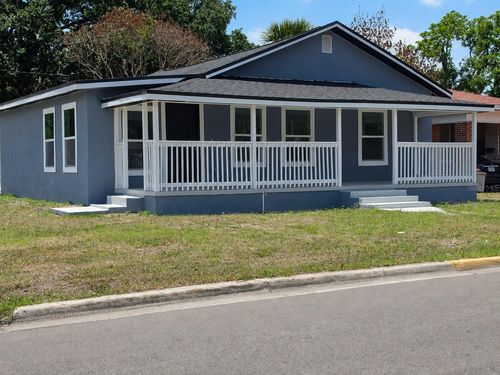 201 Dr J A Wiltshire Ave W, LAKE WALES, FL, 33853-3552 | Card Image