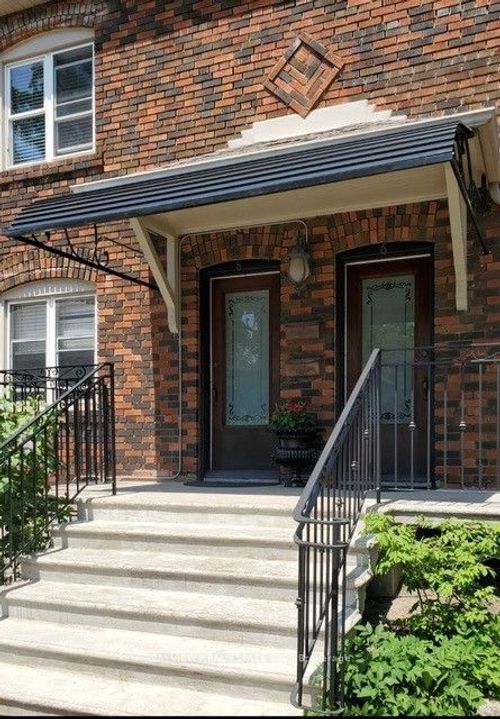 main-floor-6 Deloraine Ave, Toronto, ON, M5M2A7 | Card Image