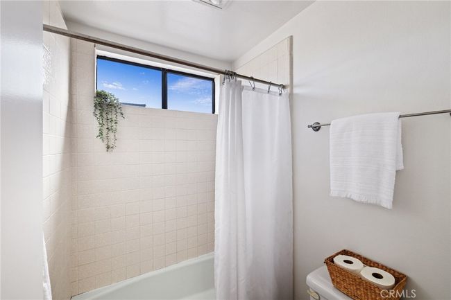 G - 2715 Vanderbilt Ln, Townhouse with 2 bedrooms, 3 bathrooms and 2 parking in Redondo Beach CA | Image 48