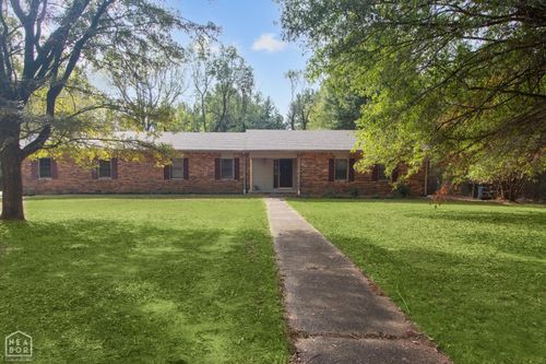 1505 Country Manor Ln, Jonesboro, AR, 72404-8712 | Card Image