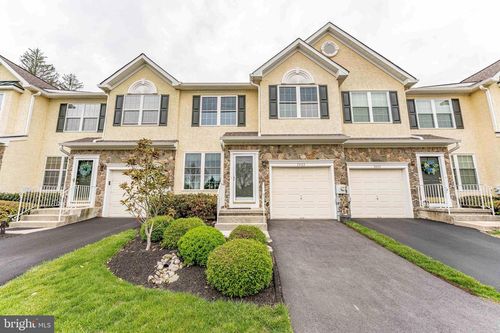3403 Maplevale Cir, NEWTOWN SQUARE, PA, 19073-2766 | Card Image