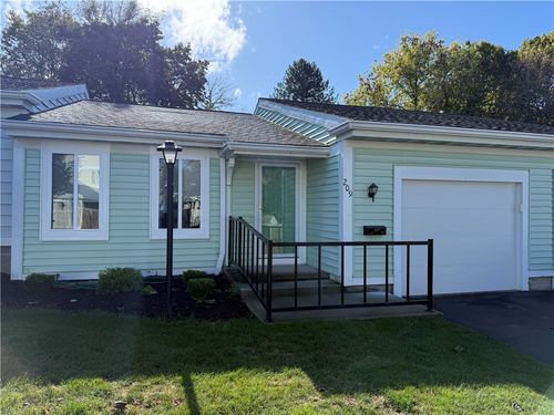 209 Greenway Blvd, Churchville, NY, 14428-9215 | Card Image
