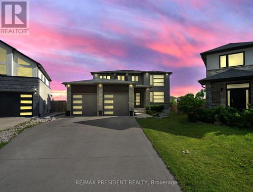 2217 Wateroak Dr, London, ON, N6G0R1 | Card Image
