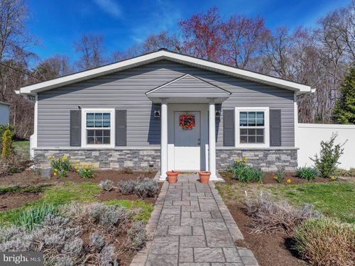 8203 Forest Glen Dr, PASADENA, MD, 21122-4808 | Card Image