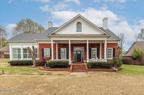 5460 Wedgewood Drive, Olive Branch, MS, 38654 | Card Image