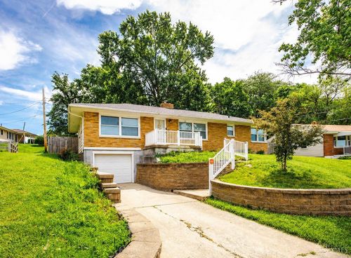 1210 Clovernook Dr, Hamilton, OH, 45013-3718 | Card Image