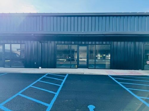 c-2563 E Main St, Lancaster, OH, 43130-9429 | Card Image