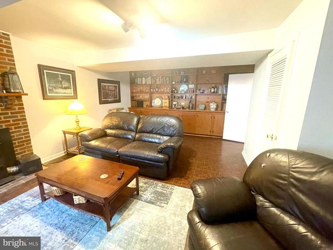 264 Fairfield Dr, House attached with 2 bedrooms, 3 bathrooms and null parking in WARRENTON VA | Image 17