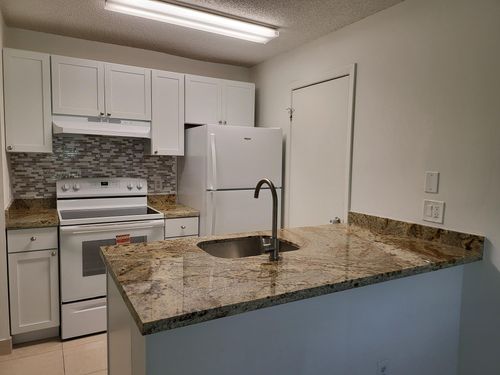 33-4581 W Mcnab Rd, Pompano Beach, FL, 33069-4965 | Card Image
