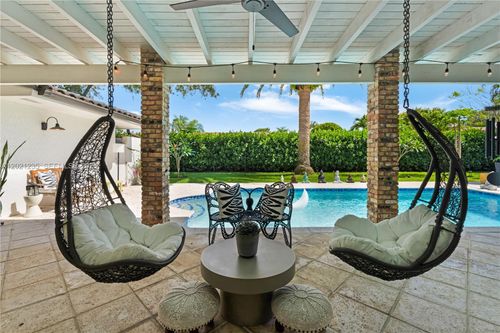 7844 Sw 179th Ter, Palmetto Bay, FL, 33157-6213 | Card Image