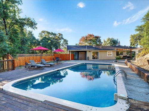 351 View Drive, Ukiah, CA, 95482 | Card Image