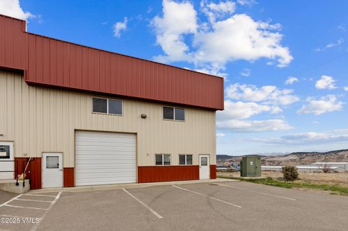 b5-210 Spring Creek Rd, Gypsum, CO, 81637-9739 | Card Image