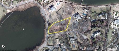 232 Kings Point Road, North Hempstead, NY, 11024 | Card Image