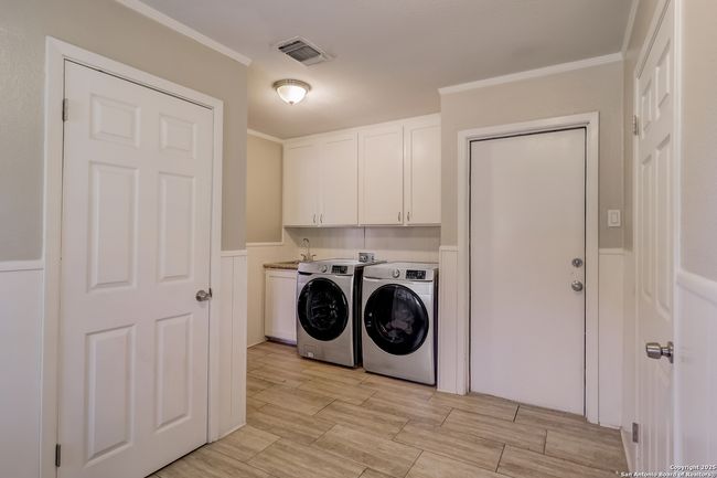 429 Fenwick Dr, House other with 4 bedrooms, 3 bathrooms and null parking in Windcrest TX | Image 24