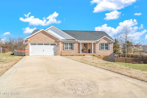 7411 Battlecreek Lane, Corryton, TN, 37721 | Card Image