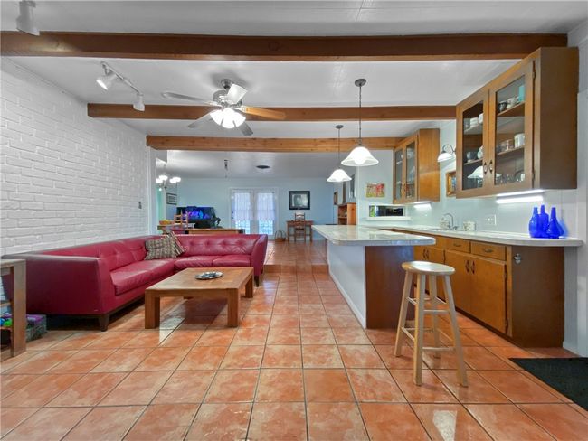 Living Room | Image 7