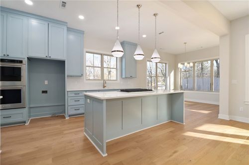 2084 N Dutton Pl, Fayetteville, AR, 72703-5607 | Card Image