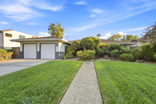 2283 N Glen Ellen Circle, Sacramento, CA, 95822 | Card Image