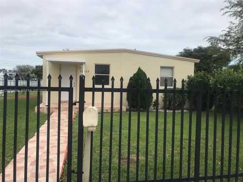 21625 Sw 109th Ave, Miami, FL, 33170-3001 | Card Image