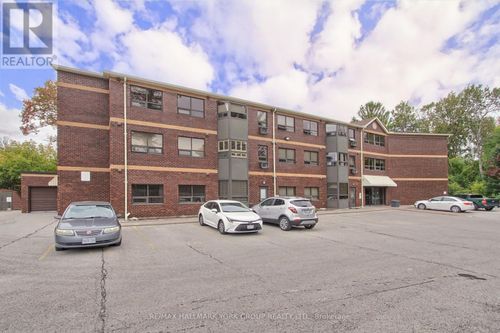 109-166 Olive Street, East Gwillimbury (Holland Landing), ON, L9N1M9 | Card Image
