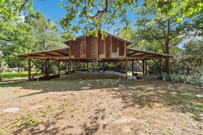 208 Old Potato Rd, House other with 4 bedrooms, 4 bathrooms and 12 parking in Paige TX | Image 18