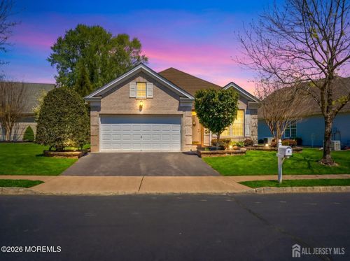 16 Barbaras Way, Jackson, NJ, 08527-6410 | Card Image