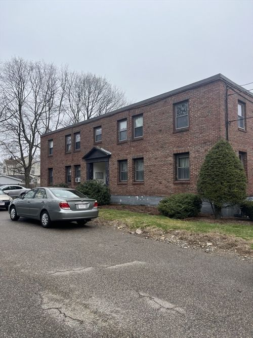 apt-10-15 Weston Ct, Braintree, MA, 02184-5600 | Card Image