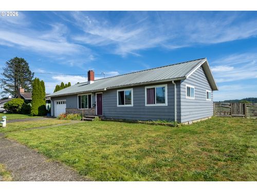 1207 9th St, Tillamook, OR, 97141-3610 | Card Image