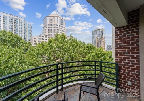unit-422-400 N Church St, Charlotte, NC, 28202-2285 | Card Image
