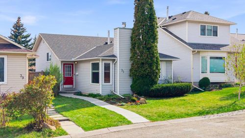 35 Millbank Rd Sw, Calgary, AB, T2Y2B6 | Card Image