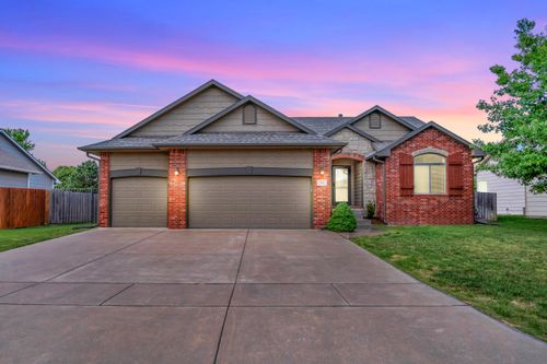 706 E Rolling View Dr, Park City, KS, 67147-7314 | Card Image