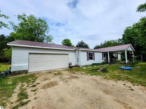 9982 Windmill Pt, Mancelona, MI, 49659-8934 | Card Image