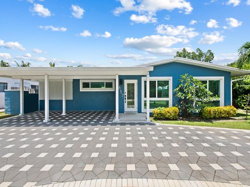 657 Nw 30th Ct, Wilton Manors, FL, 33311-1719 | Card Image