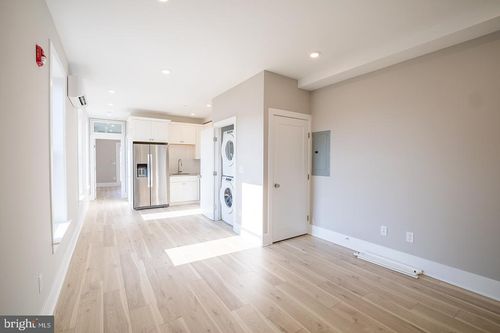 unit-2r-720 N Preston St, PHILADELPHIA, PA, 19104-1731 | Card Image