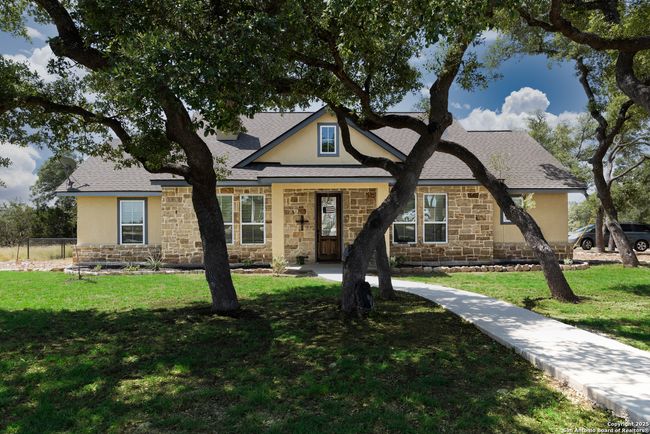 200 S Calvin Barrett, House other with 3 bedrooms, 2 bathrooms and null parking in Blanco TX | Image 24