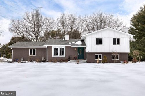 11713 Greenspring Ave, LUTHERVILLE TIMONIUM, MD, 21093-1413 | Card Image