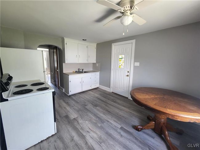 4390 Prior to Tenant moving | Image 37