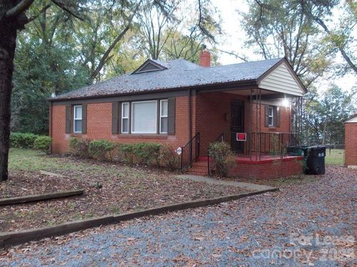 2746 Dogwood Ave, Charlotte, NC, 28206-3508 | Card Image