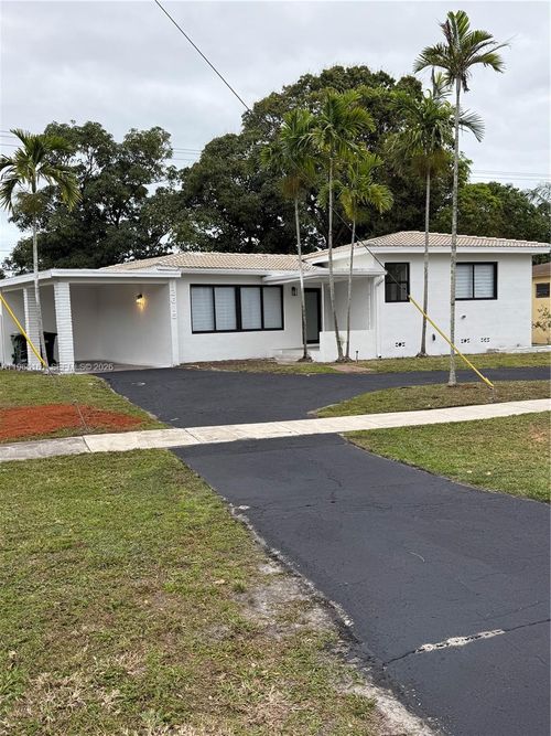 12615 N Miami Ave, North Miami, FL, 33168-4632 | Card Image