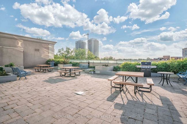 612 - 9 George St N, Condo with 2 bedrooms, 1 bathrooms and 1 parking in Brampton ON | Image 36