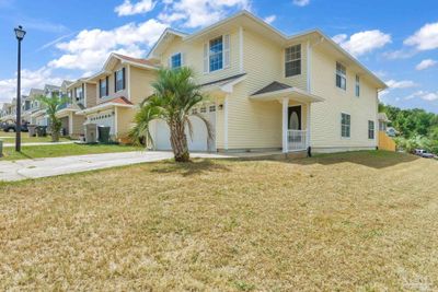 3100 Two Sisters Way, House other with 4 bedrooms, 2 bathrooms and 2 parking in Pensacola FL | Image 2