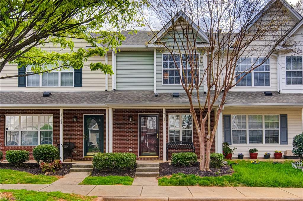 Halle Ann Cir, Winston Salem, NC 27103