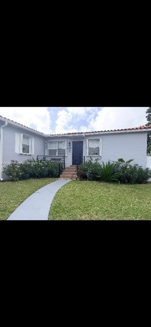 0-8370 Sw 27th Ln, Miami, FL, 33155-2465 | Card Image