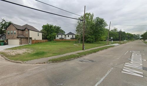 7014 W Montgomery Rd, Houston, TX, 77091-2224 | Card Image