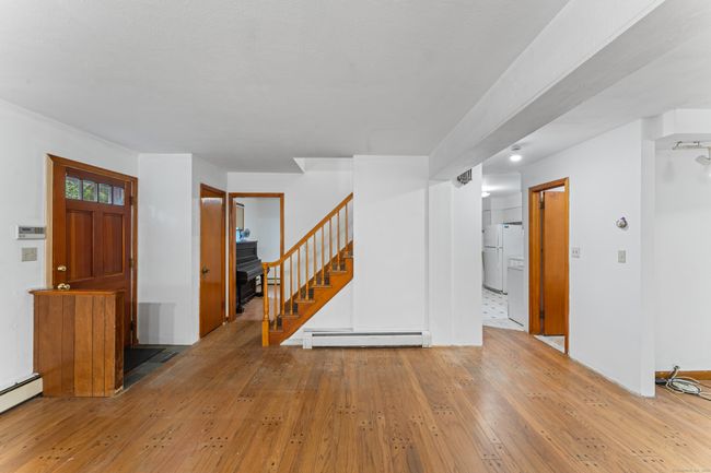120 Pulaski Hwy, House other with 3 bedrooms, 2 bathrooms and 1 parking in Ansonia CT | Image 14