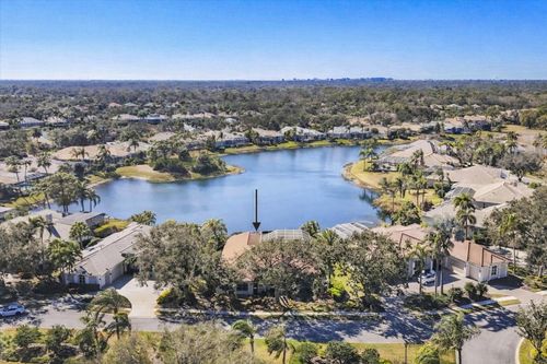 8172 Collingwood Ct, UNIVERSITY PARK, FL, 34201-2349 | Card Image