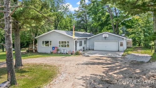 5373 18th Road, Escanaba, MI, 49829 | Card Image